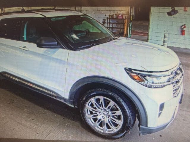 2025 FORD Explorer