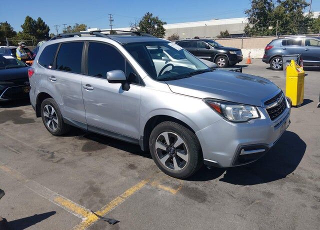 2017 SUBARU Forester
