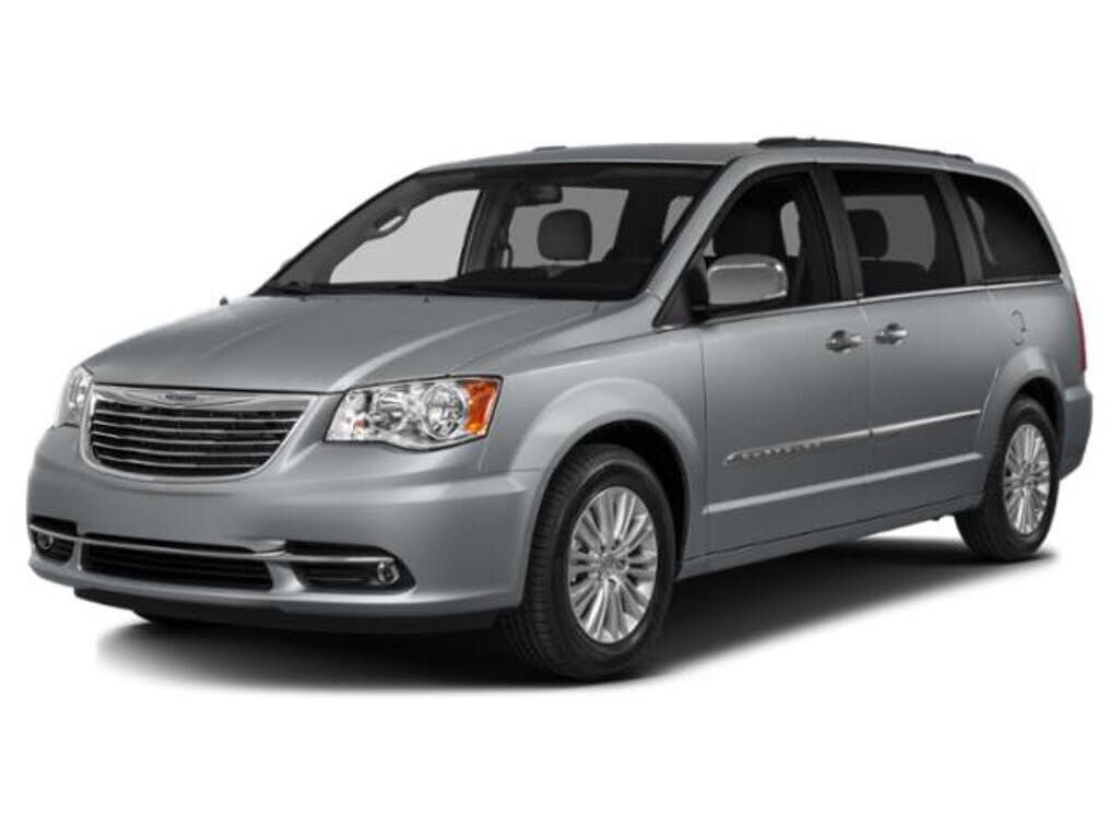 2015 CHRYSLER Town and Country