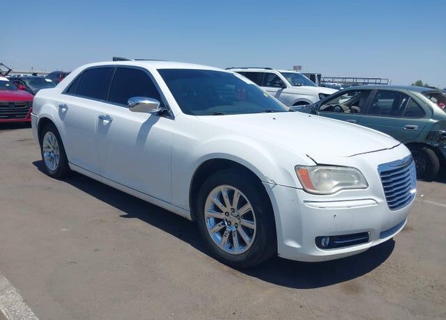2012 CHRYSLER 300