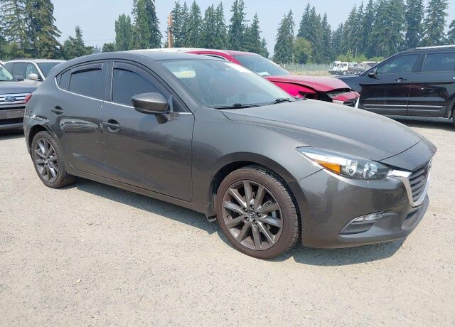 2018 MAZDA Mazda3