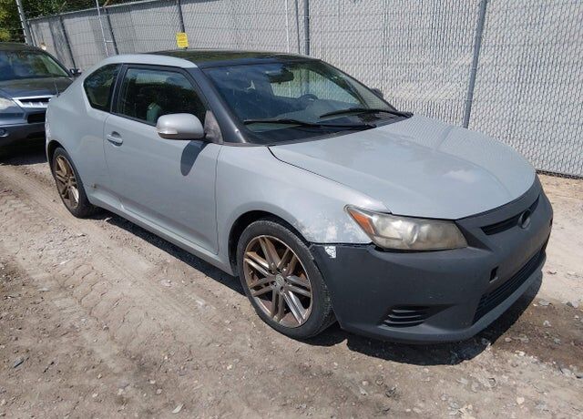 2011 TOYOTA SCION
