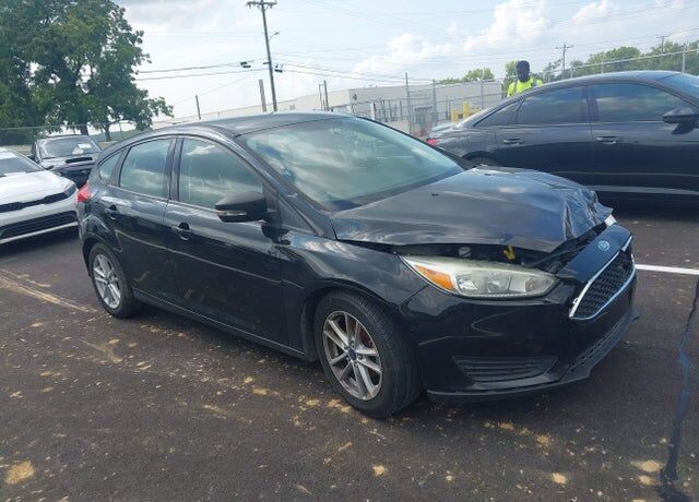 2017 FORD Focus
