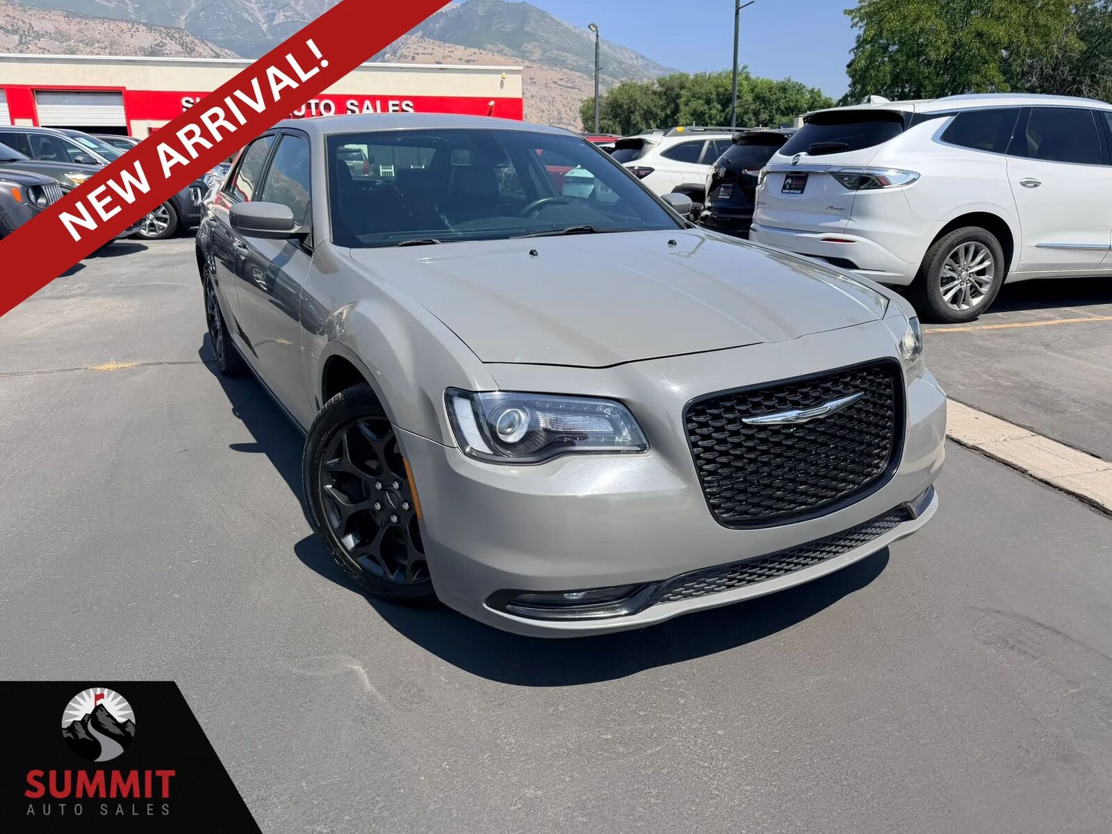 2019 CHRYSLER 300