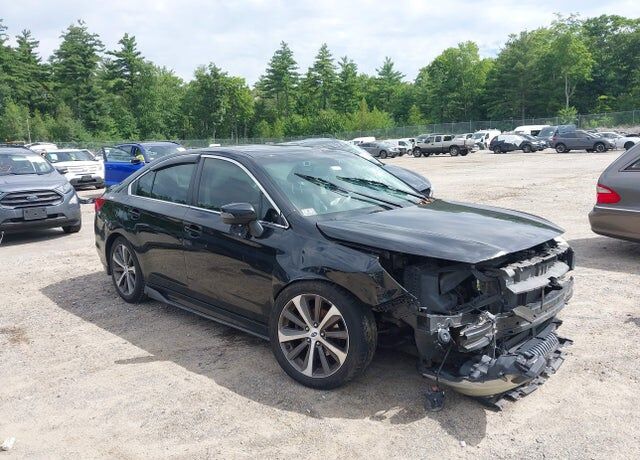 2016 SUBARU Legacy