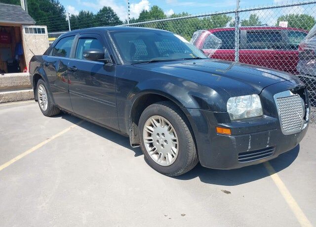 2005 CHRYSLER 300
