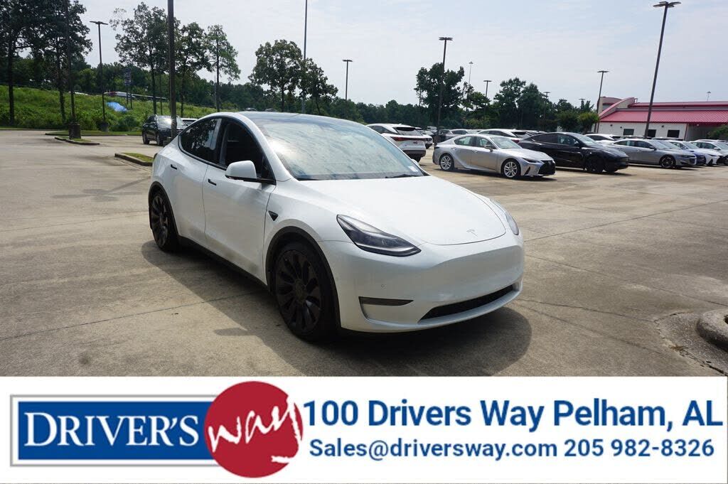 2021 TESLA Model Y