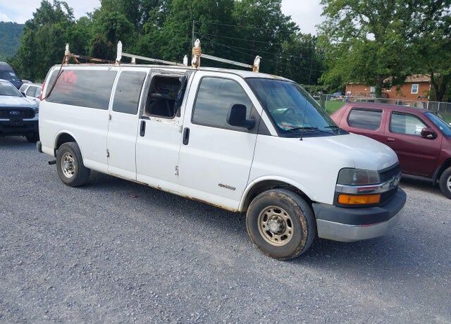 2004 CHEVROLET Express
