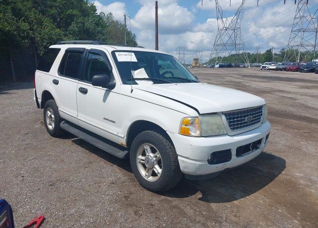 2004 FORD Explorer