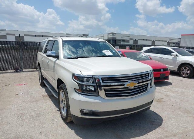 2015 CHEVROLET Suburban