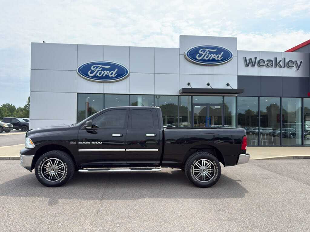 2012 DODGE Ram