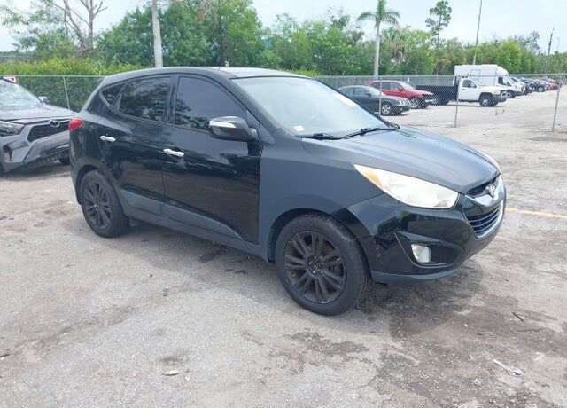2013 HYUNDAI Tucson