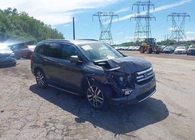 2017 HONDA Pilot