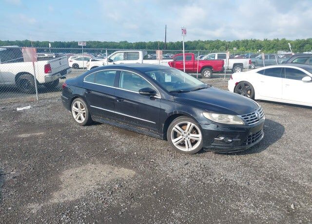 2013 VOLKSWAGEN Passat