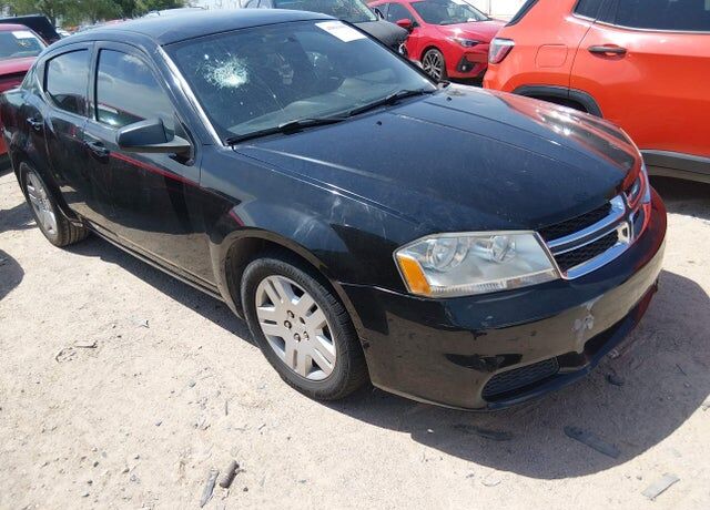 2014 DODGE Avenger