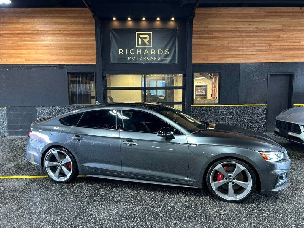 2019 AUDI S5