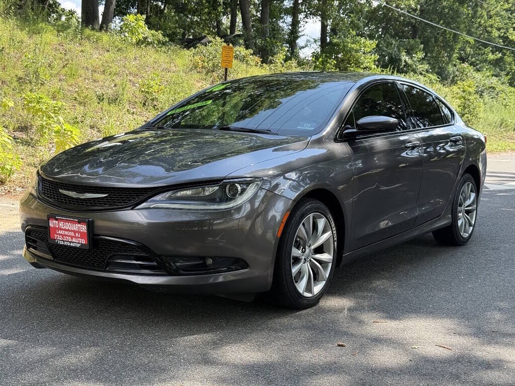 2016 CHRYSLER 200