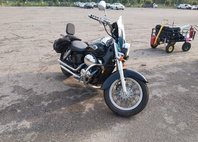2001 HONDA VT750