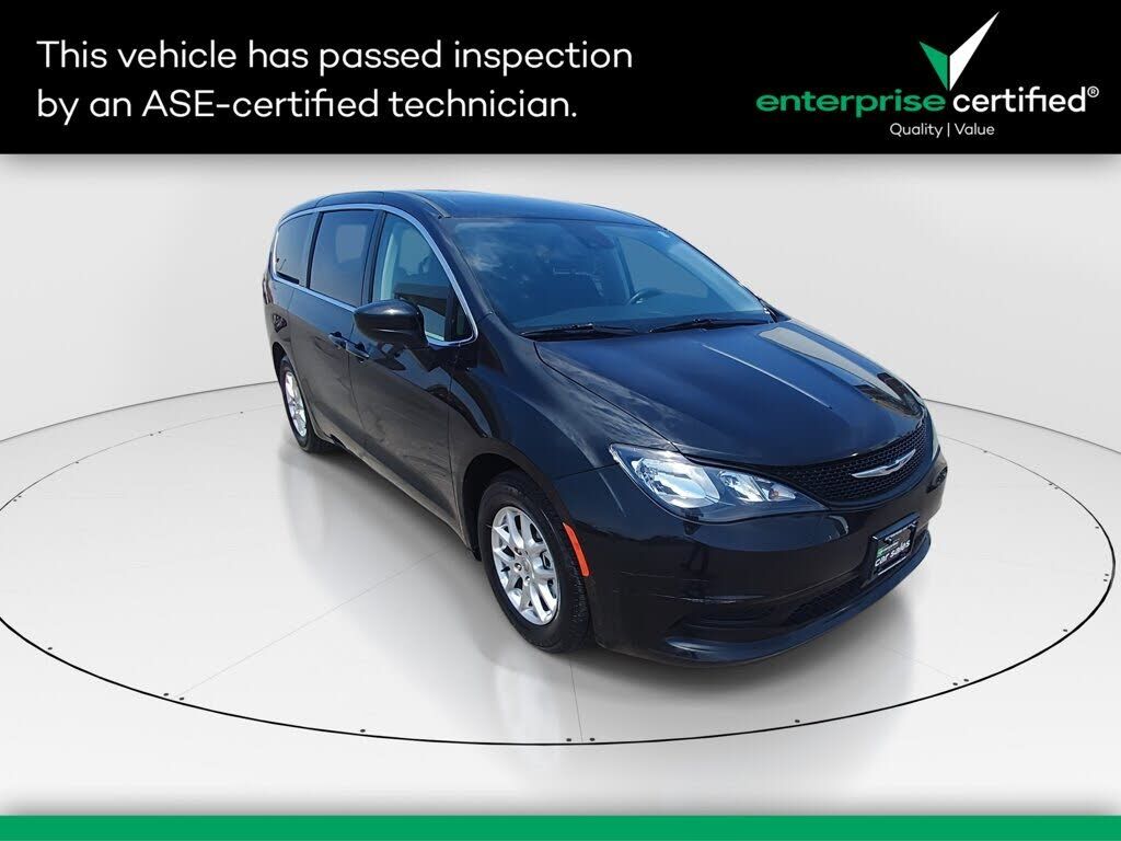 2023 CHRYSLER Voyager