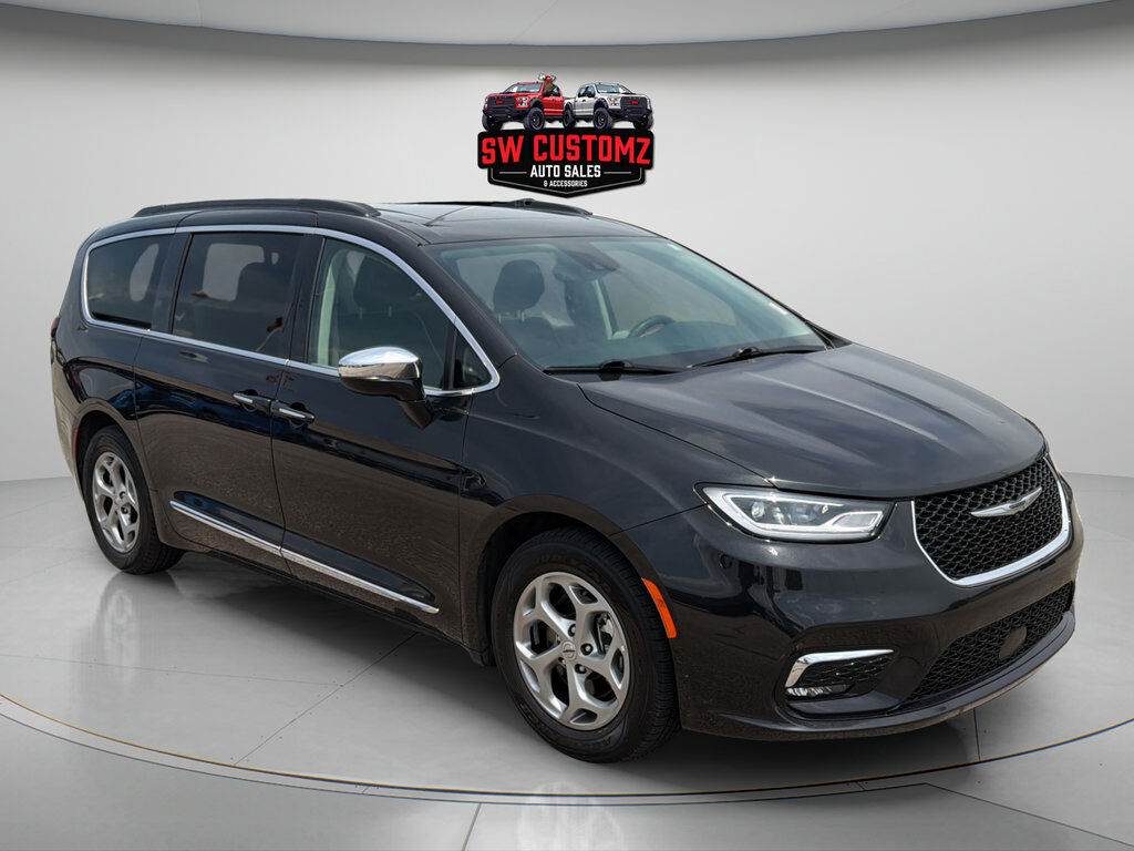 2023 CHRYSLER Pacifica