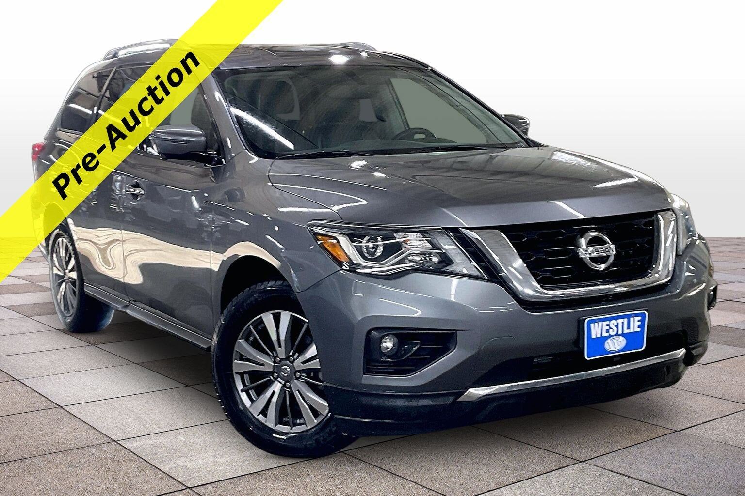 2020 NISSAN Pathfinder