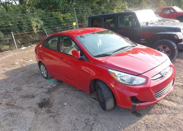 2015 HYUNDAI Accent