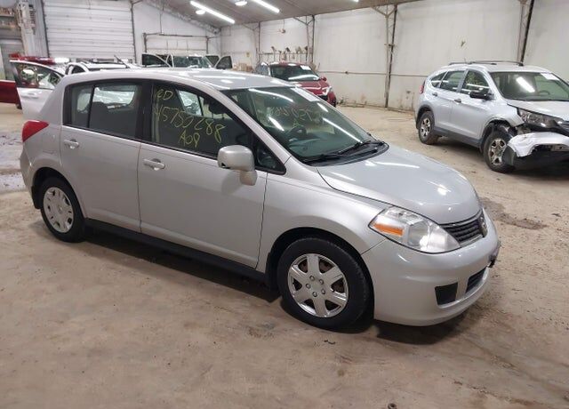 2009 NISSAN Versa