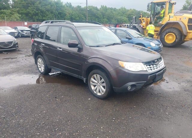 2013 SUBARU Forester