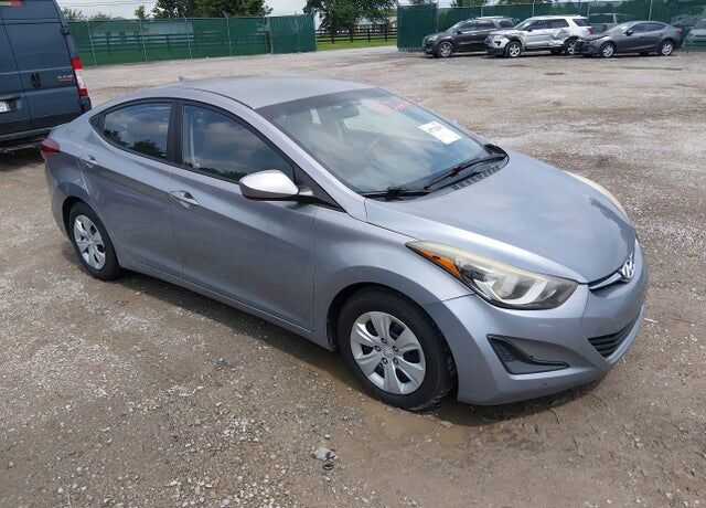 2016 HYUNDAI Elantra