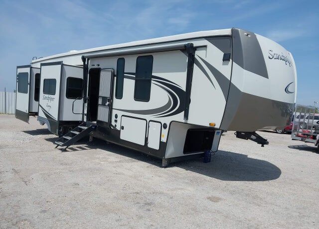 2022 FOREST RIVER Sandpiper Towables