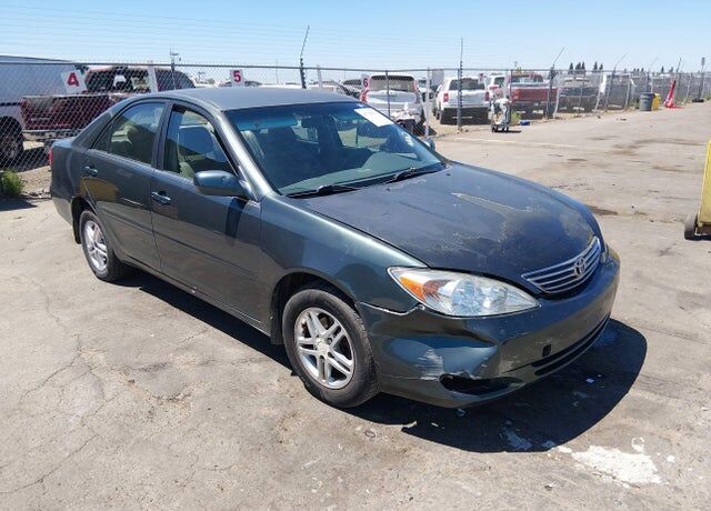 2002 TOYOTA Camry