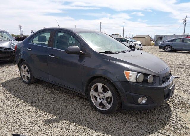 2014 CHEVROLET Sonic