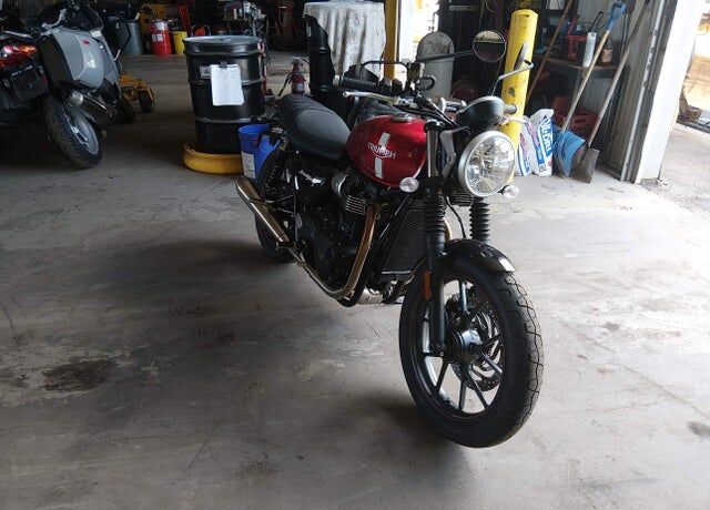2018 TRIUMPH Street Twin