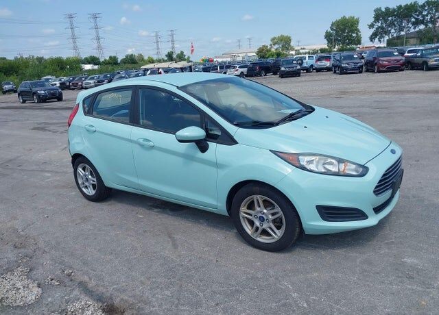 2017 FORD Fiesta