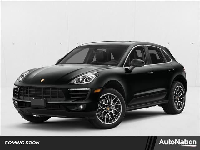 2016 PORSCHE Macan
