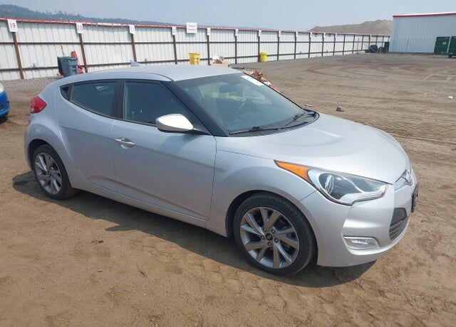 2017 HYUNDAI Veloster