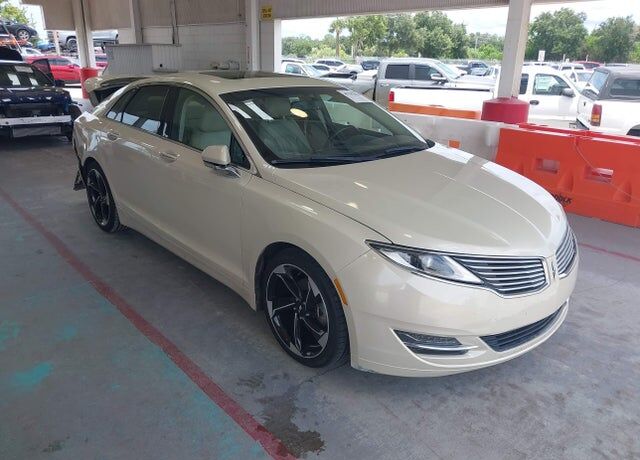 2016 LINCOLN MKZ