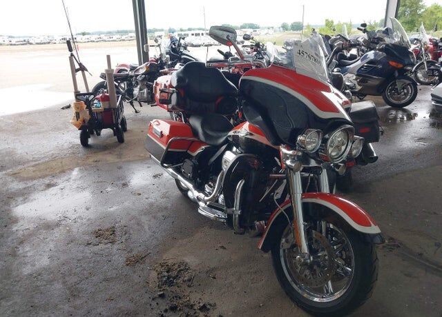 2012 HARLEY DAVIDSON CVO Ultra Classic Electra Glide