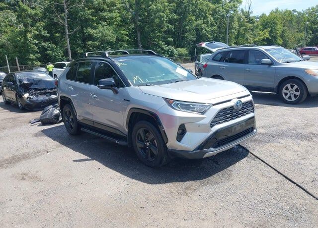 2020 TOYOTA RAV4