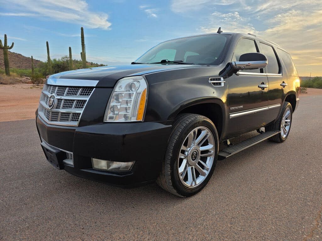 2013 CADILLAC Escalade