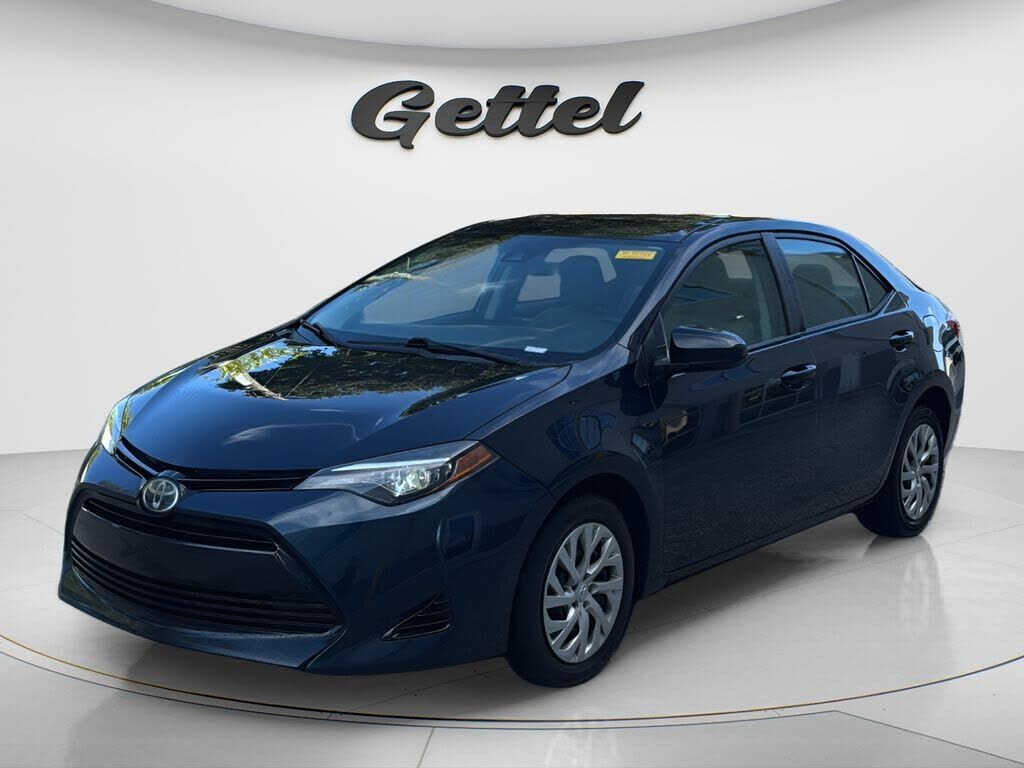 2018 TOYOTA Corolla