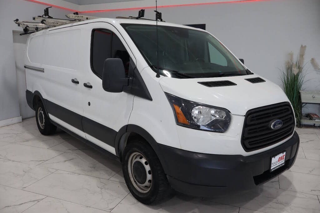 2017 FORD Transit