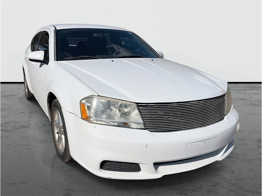 2012 DODGE Avenger