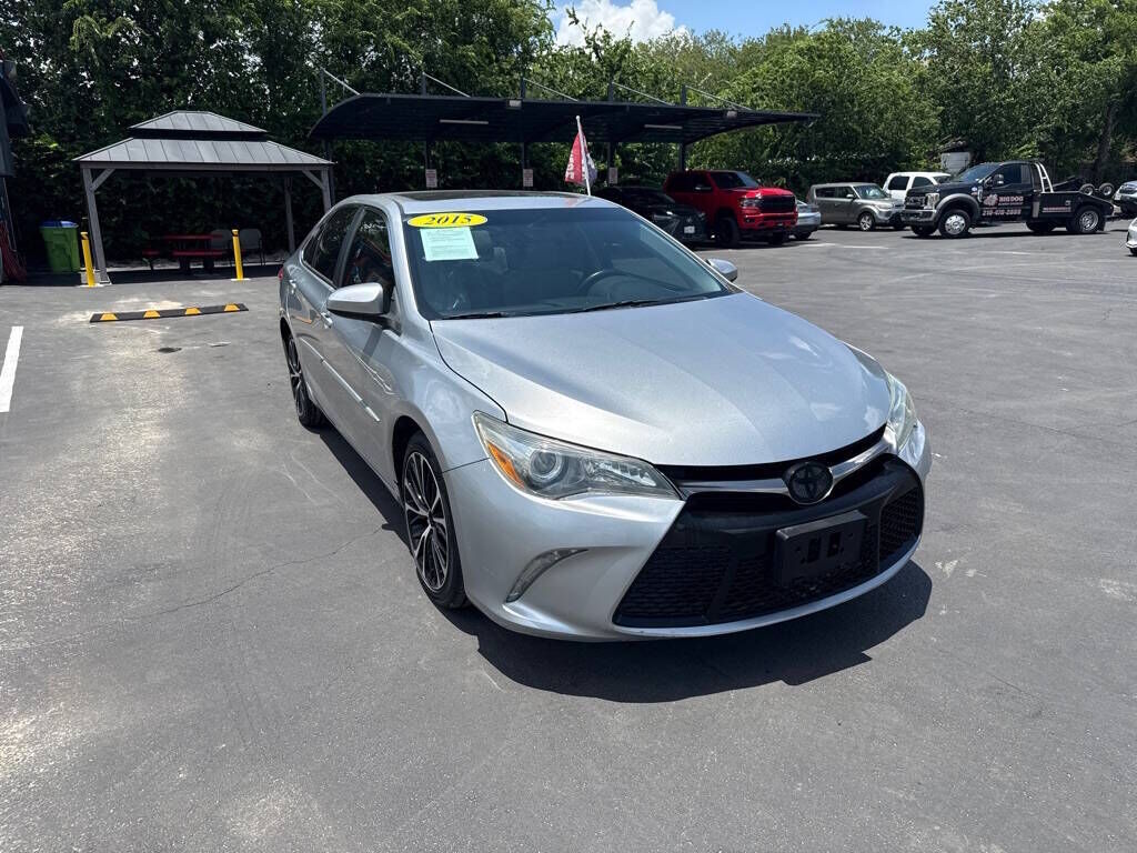 2015 TOYOTA Camry