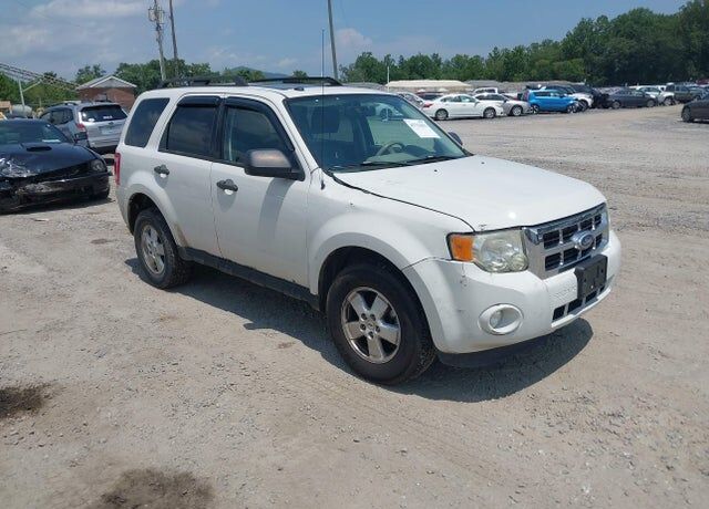 2010 FORD Escape