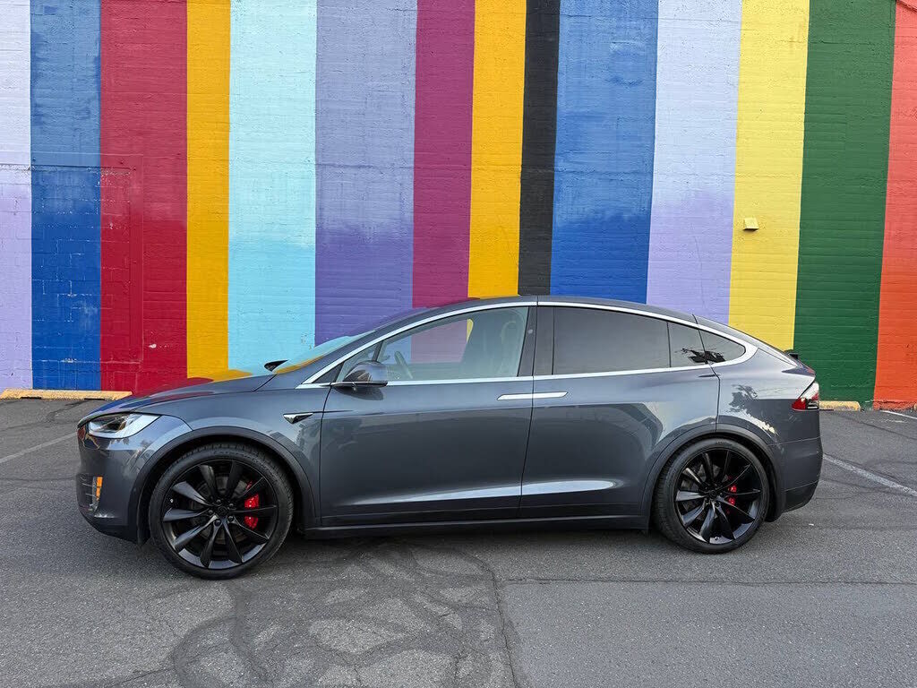 2019 TESLA Model X
