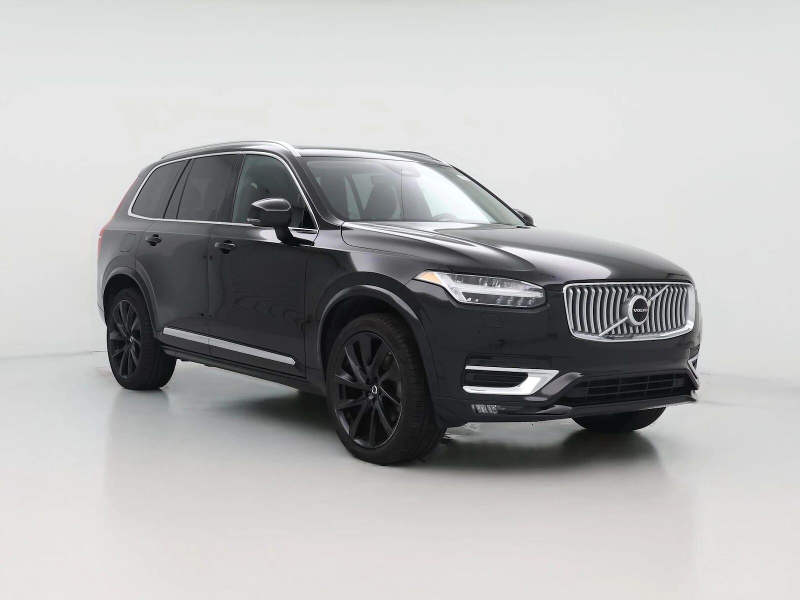 2023 VOLVO XC90
