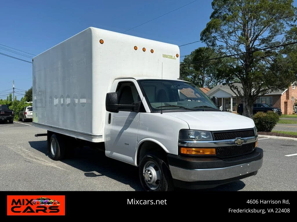 2022 CHEVROLET Express