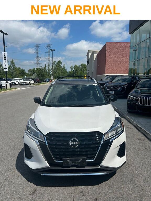 2023 NISSAN Kicks