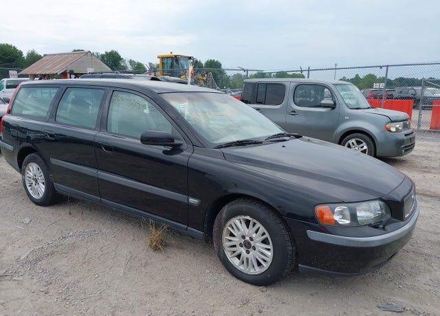 2004 VOLVO V70
